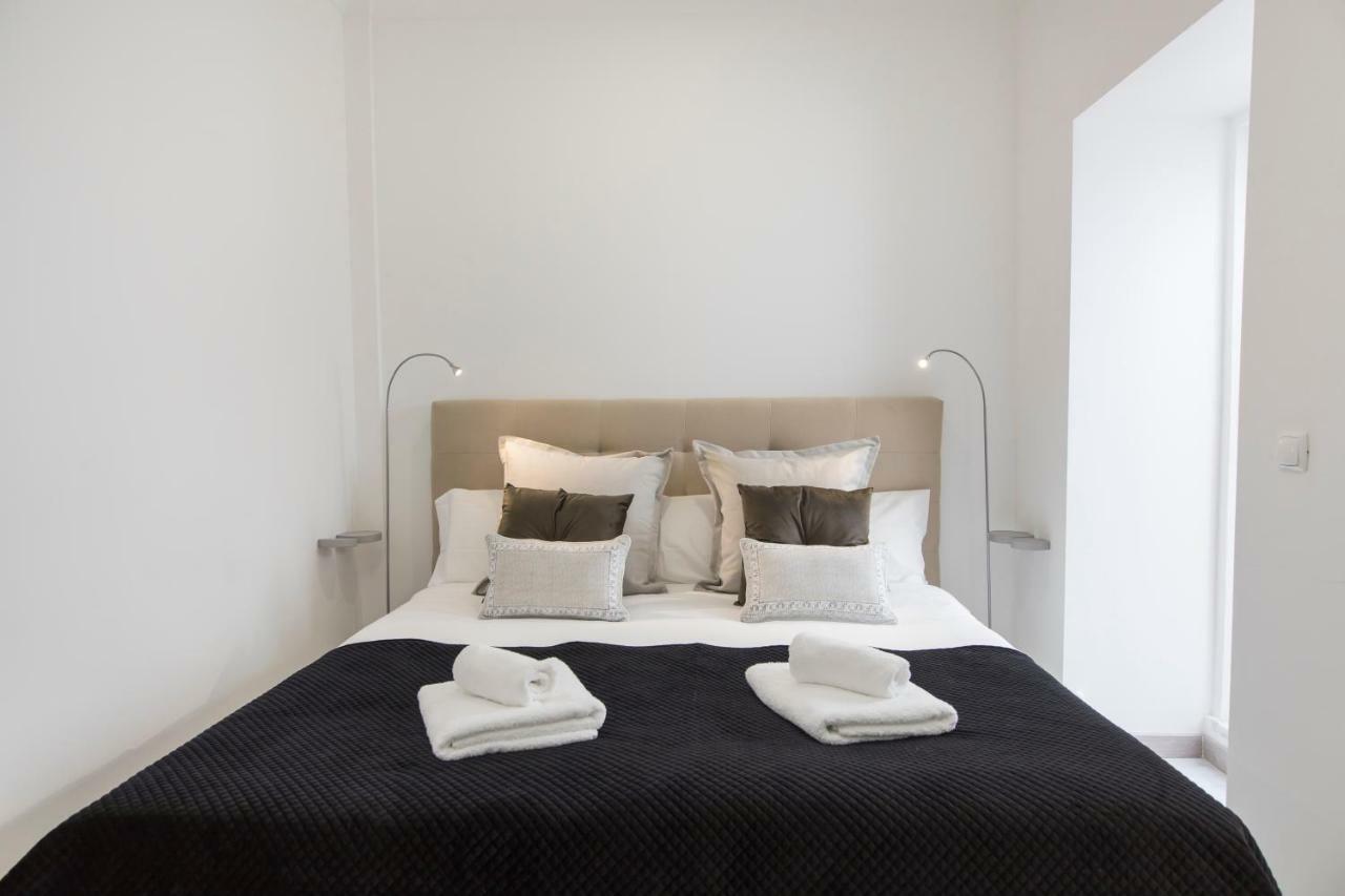 Principe Real: Elegant Flat With Terrace Apartment Lissabon
