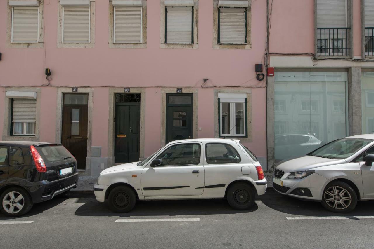 Principe Real: Elegant Flat With Terrace Lissabon