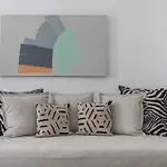 Principe Real: Elegant Flat With Terrace
