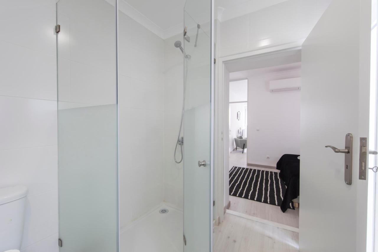 Appartement Principe Real: Elegant Flat With Terrace